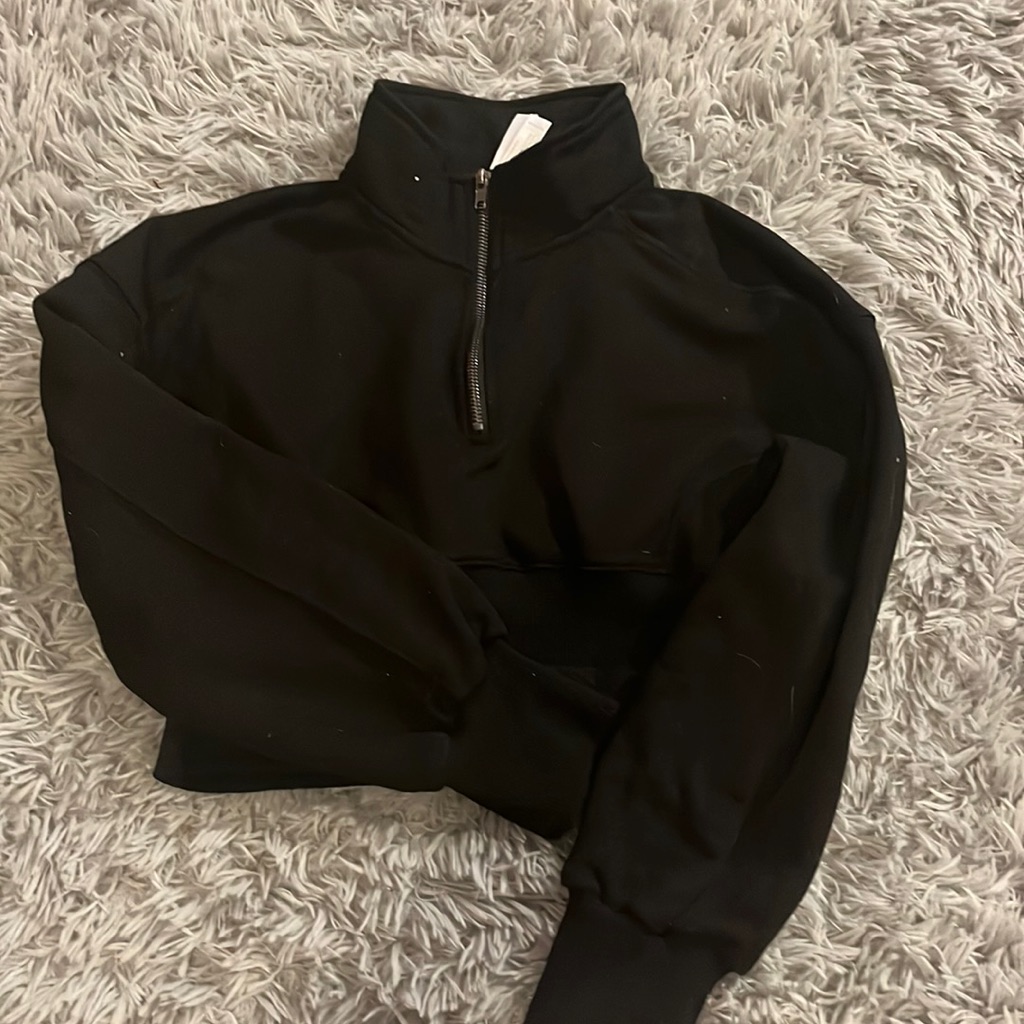 Cropped Half-Zip Pullover